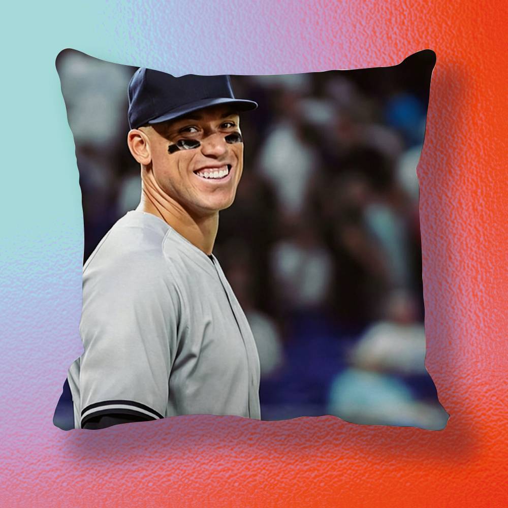 A-Aaron Judge   Pillow cover g - Home Textiles Definition recension och pris